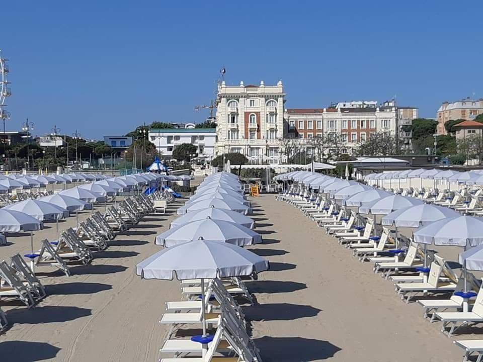 Grand Hotel Cesenatico Exterior photo