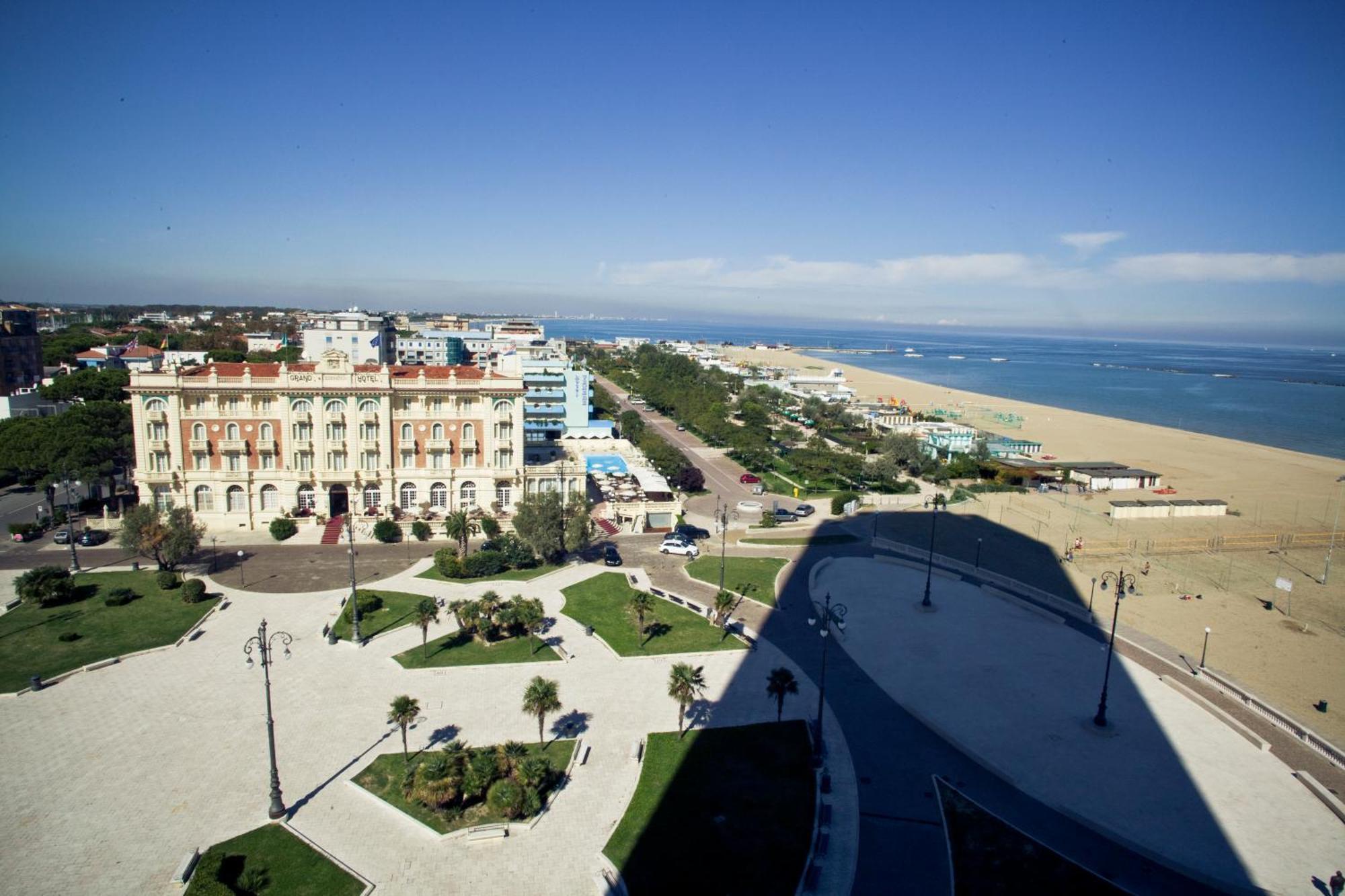 Grand Hotel Cesenatico Exterior photo